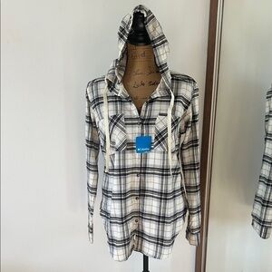 Columbia Plaid Hooded Shirt. Size Medium. NWT
